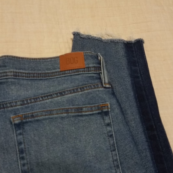 New BDG Stretch Raw Edge Jeans, sz 32 - Picture 6 of 6